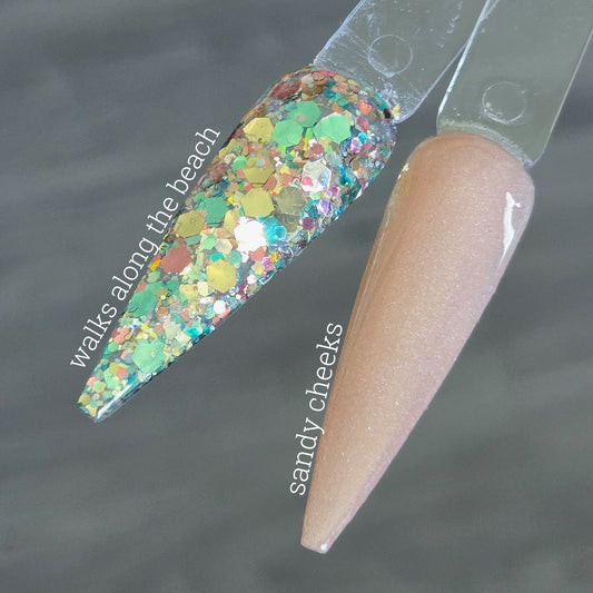 Walks On The Beach / Sandy Cheeks